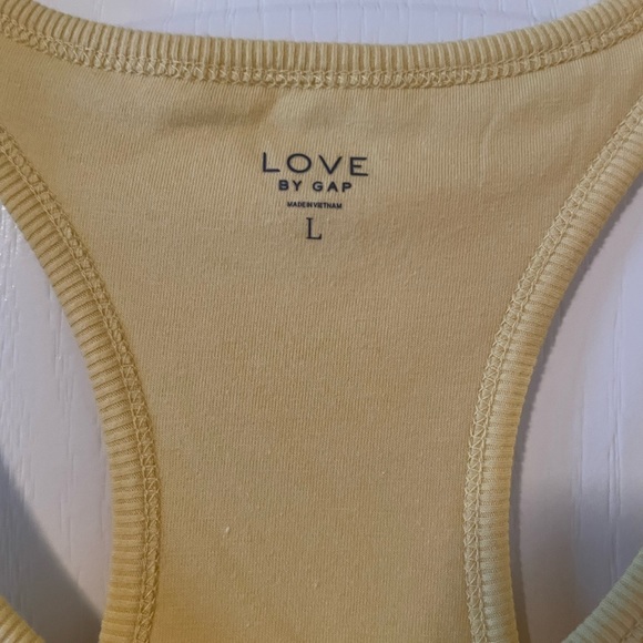 ☀️LOVE by GAP tank top NWT - Picture 3 of 3